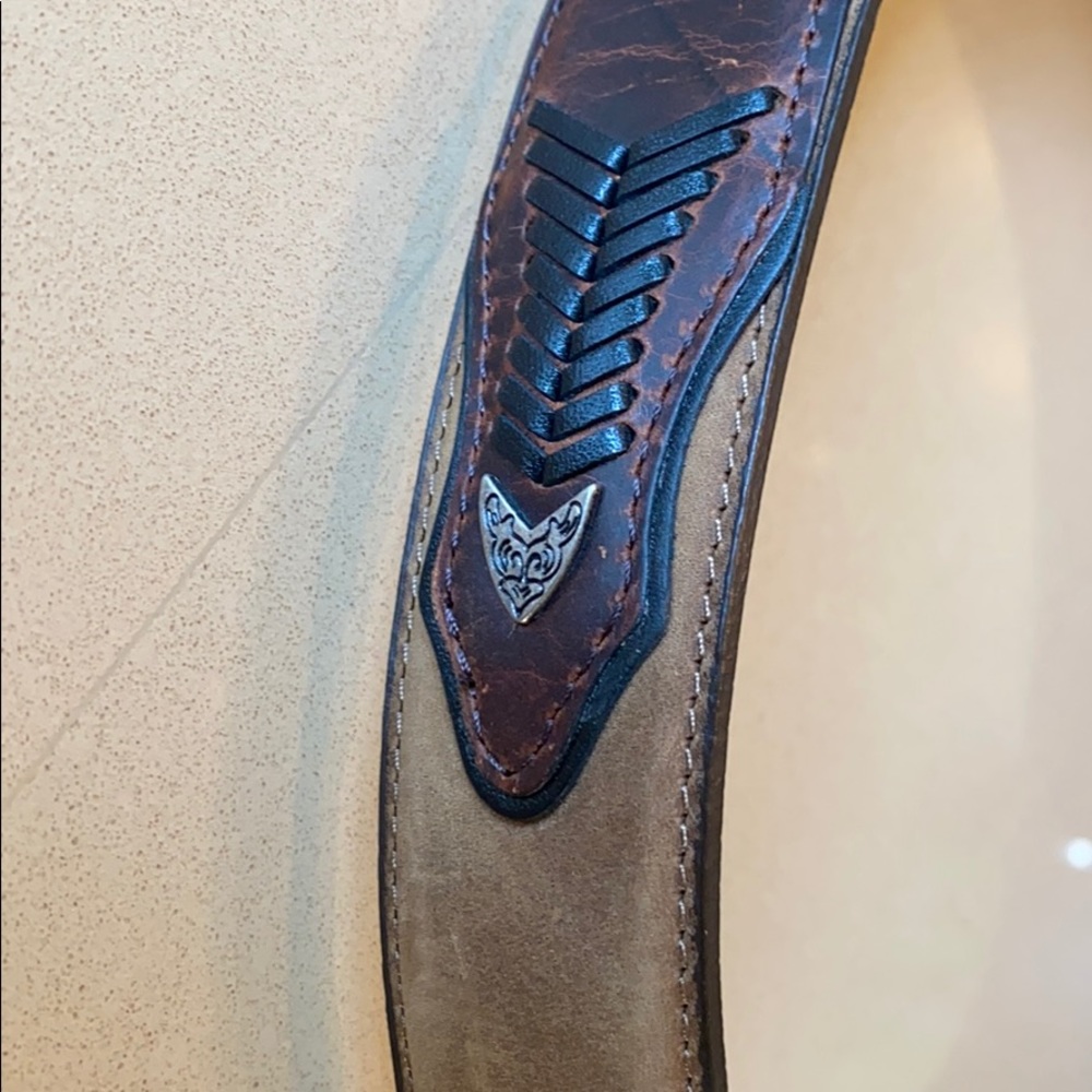 Resistol full grain leather belt with metal detail - Picture 3 of 5